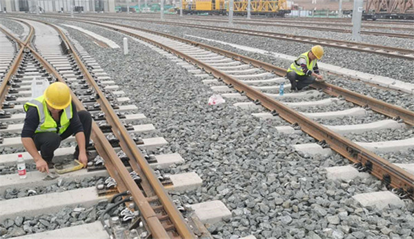 西安地(dì)鐵9号線(xiàn)使用公(gong)司的預(yù)應力混(hùn)凝土軌(guǐ)枕産品(pin)